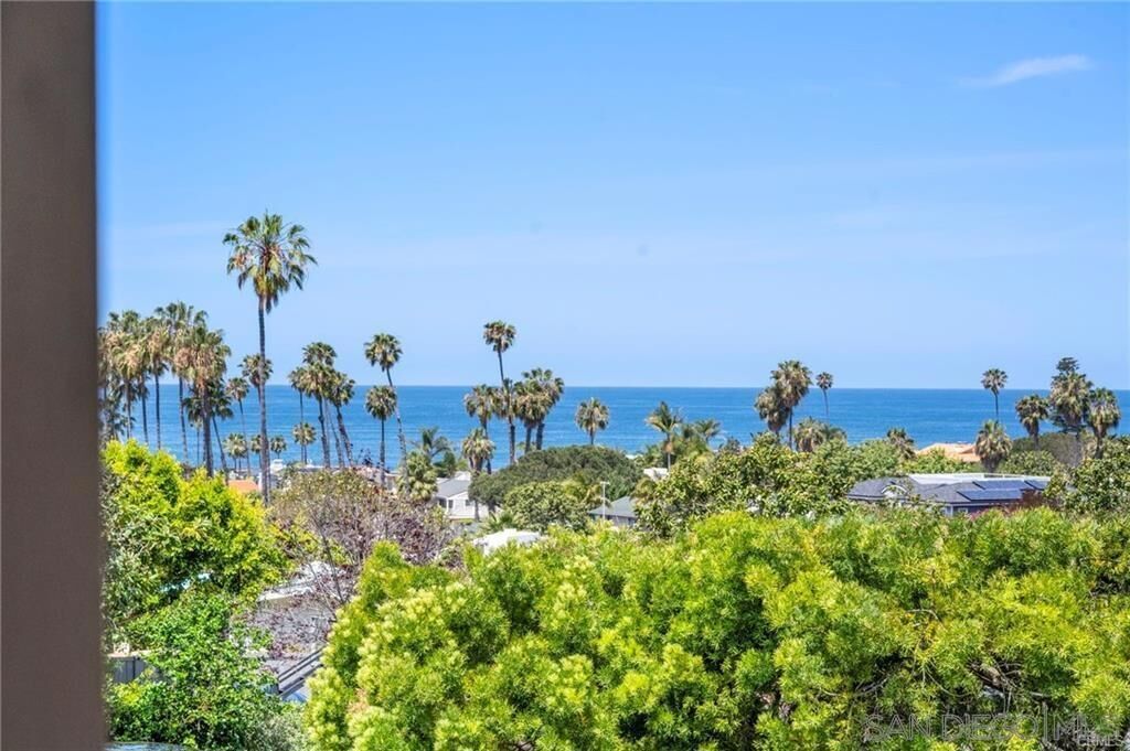 Property Photo:  8361 Calle Del Cielo  CA 92037 