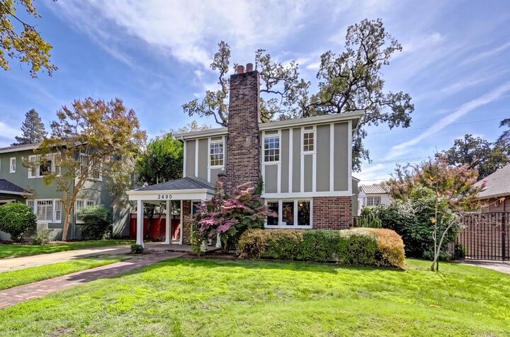 Property Photo:  2680 Curtis Way  CA 95818 