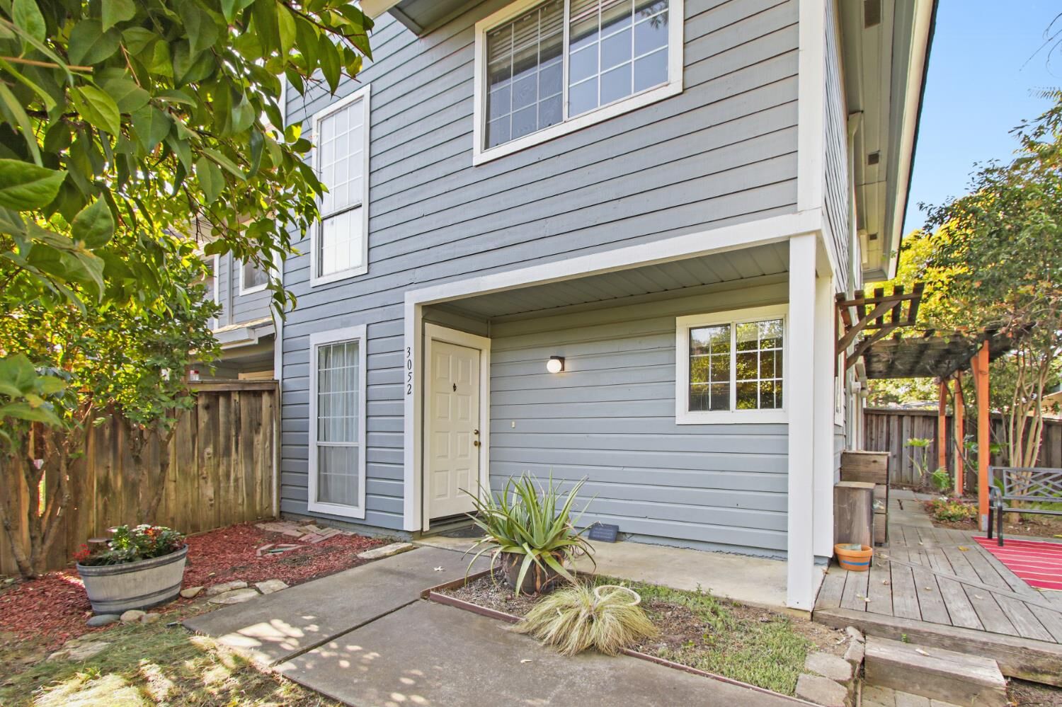 Property Photo:  3052 Woods Circle  CA 95616 