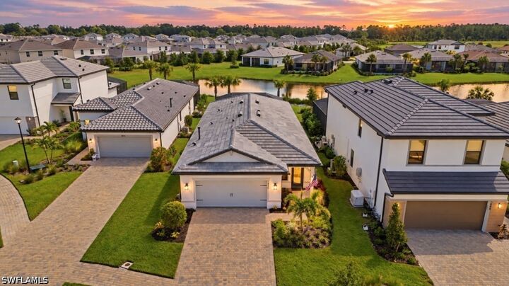 Property Photo: 1880 Sierra Court FL 34120