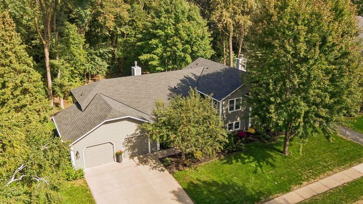 Property Photo: 7646 Carnelian Lane MN 55346