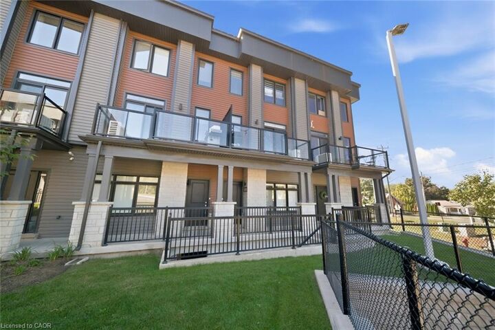 Property Photo: 2 Willow Street 34 ON N3L 0K7