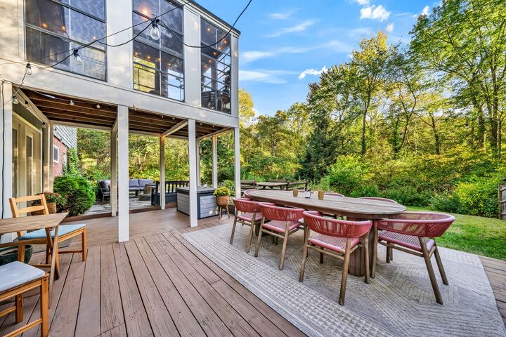 Property Photo:  475 Newburyport Tpke  MA 01969 