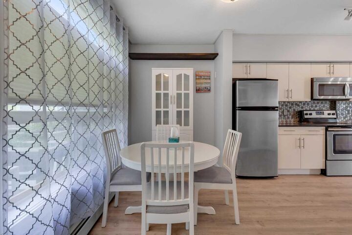 Property Photo: 1740 9 Street NW 112 AB T2M 4Z5