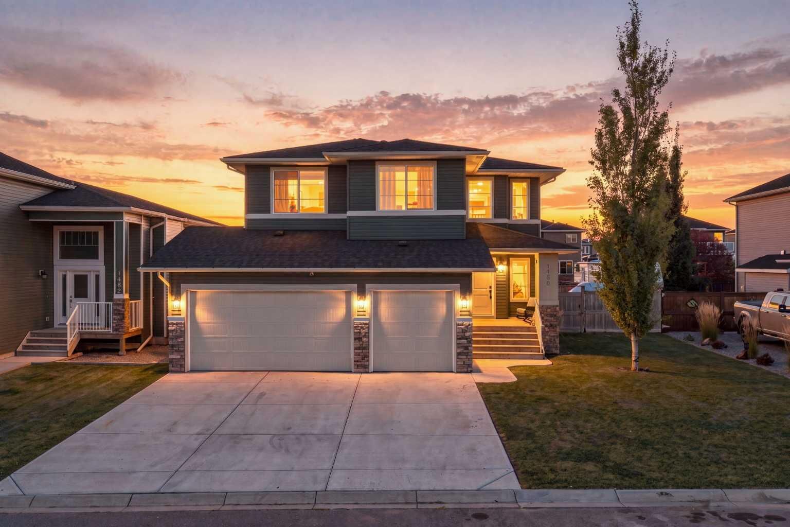 Property Photo: 1460 Aldrich Place AB T0M 0N0