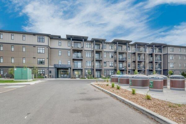 Property Photo: 200 Seton Circle SE 6112 AB T3M 3N8