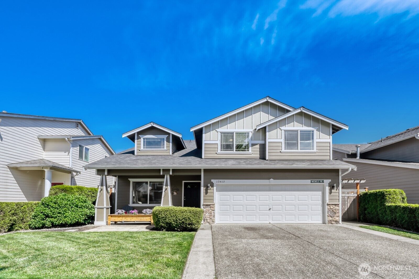 Property Photo: 13413 32nd Drive SE WA 98012