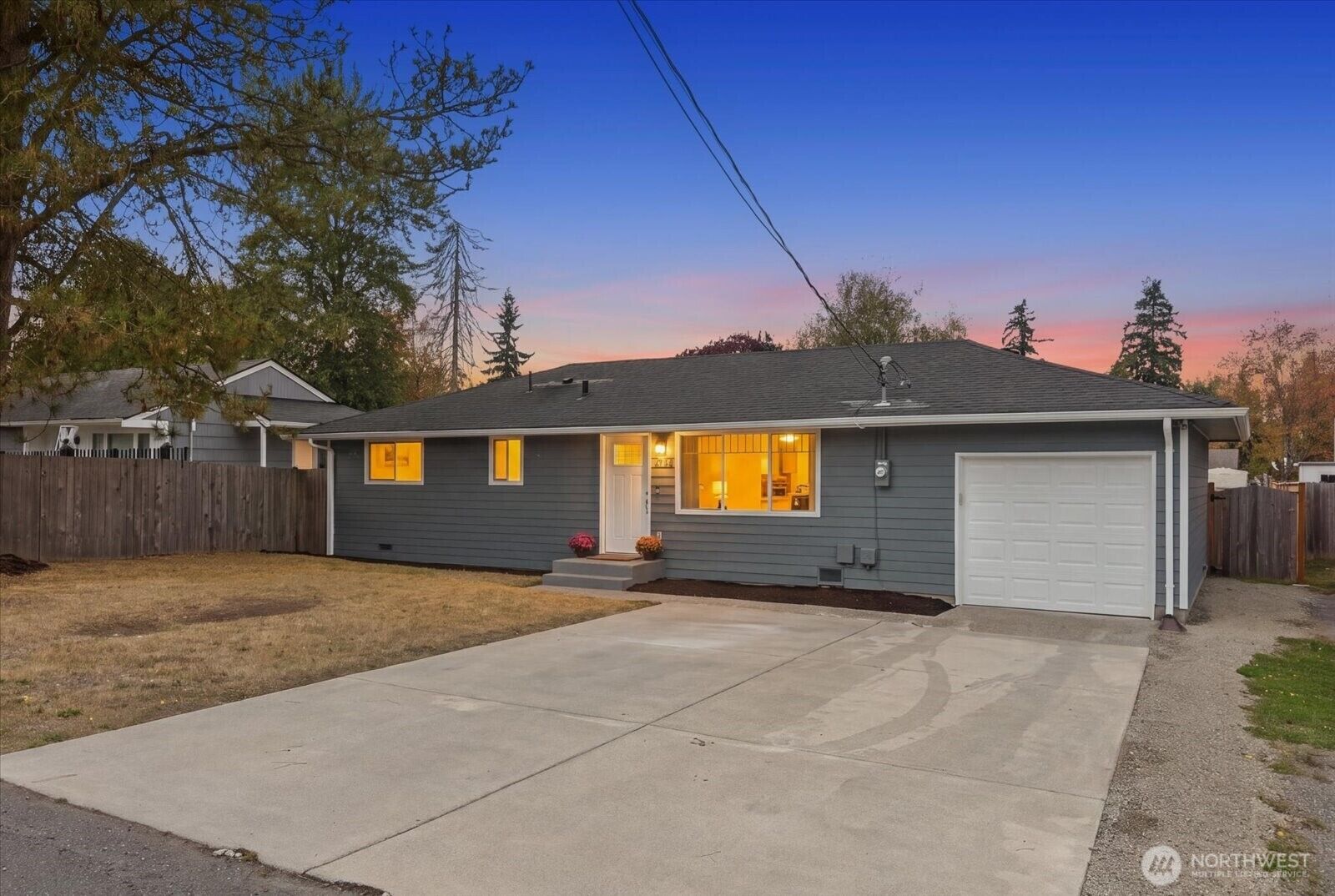 Property Photo:  619  93rd Street SW  WA 98204 
