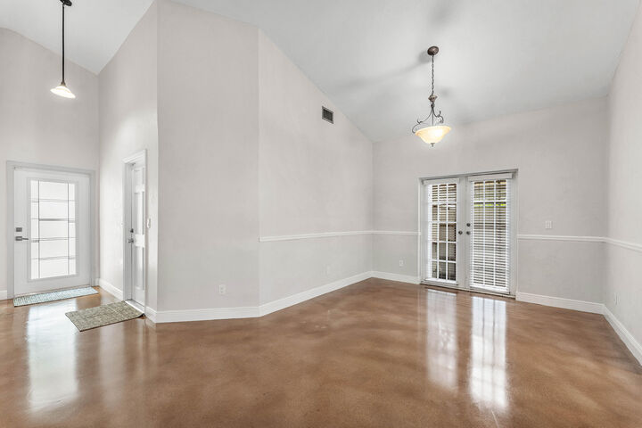Property Photo:  3145 W Quayside Drive  FL 33026 