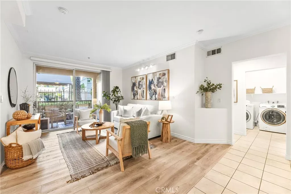 Property Photo:  2105 Watermarke  CA 92612 