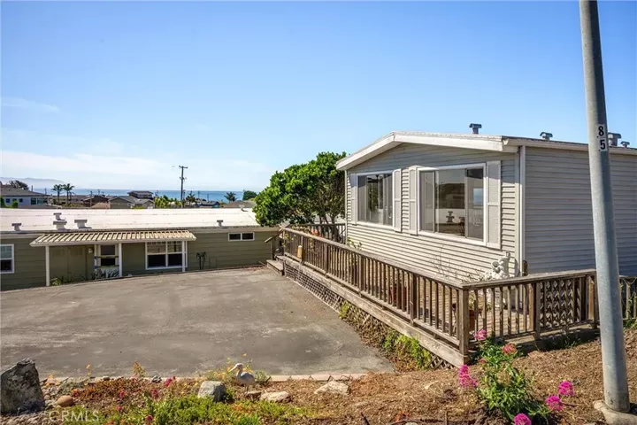 Property Photo: 1625 Cass CA 93430
