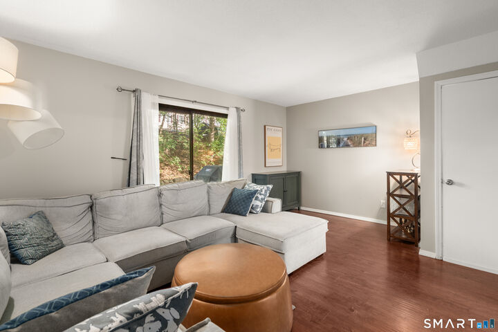 Property Photo:  233 Derby Avenue 203  CT 06418 