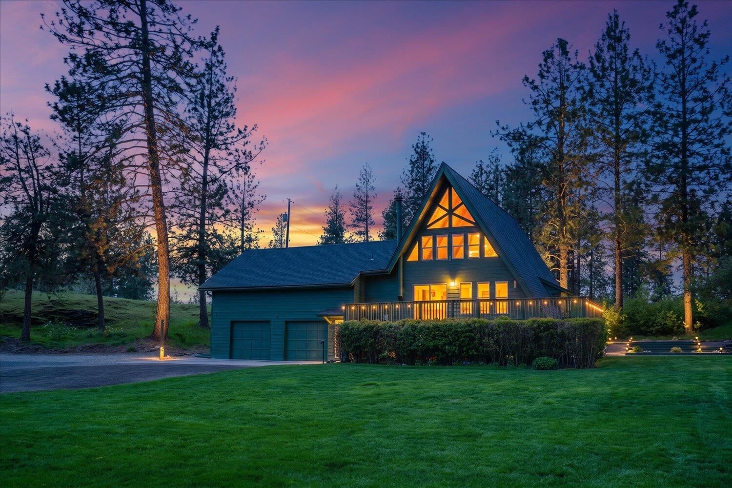Property Photo: 101 S Russell Rd WA 99224