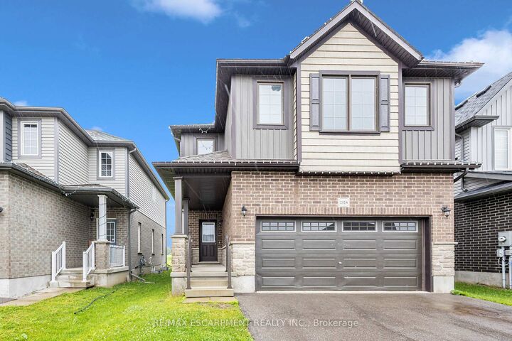 Property Photo: 1318 Caen Avenue ON N4T 0J5