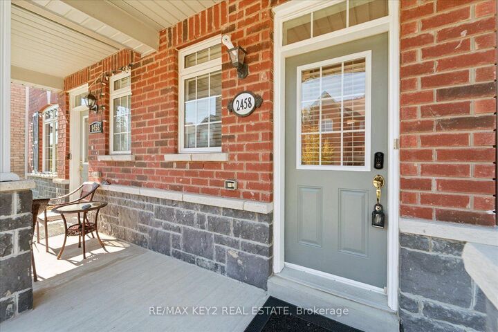 Property Photo:  2458 Earl Grey Avenue  ON L1X 0B9 