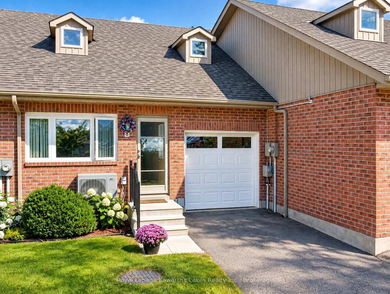 Property Photo:  234 Water Street 6  ON L9L 1C4 