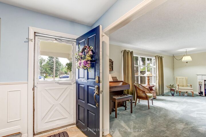 Property Photo:  603 Commissioners Road E  ON N6C 2T9 