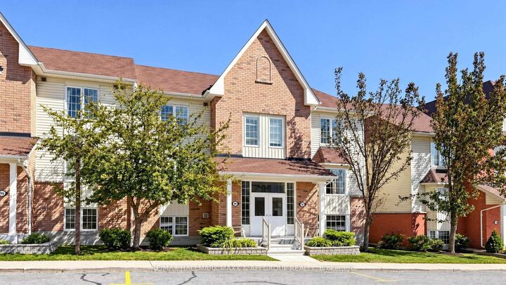 Property Photo: 92 Petra Way 2 ON L1R 0A3