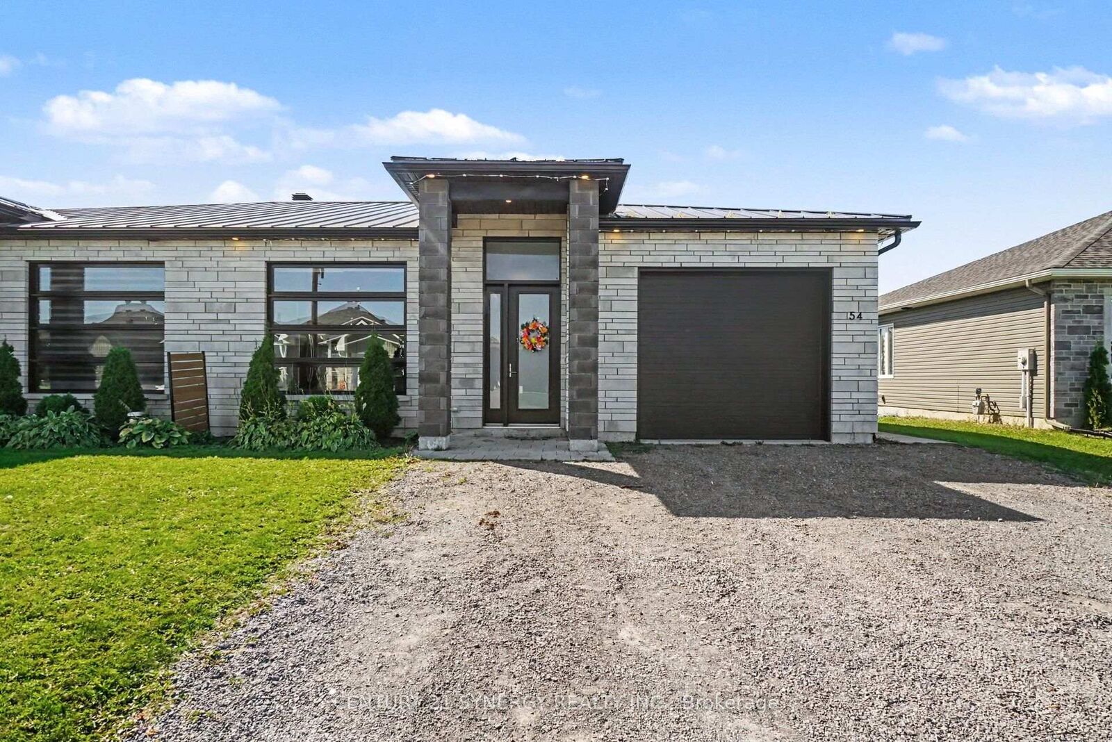 Property Photo:  54 Adam Street  ON K0A 3C0 