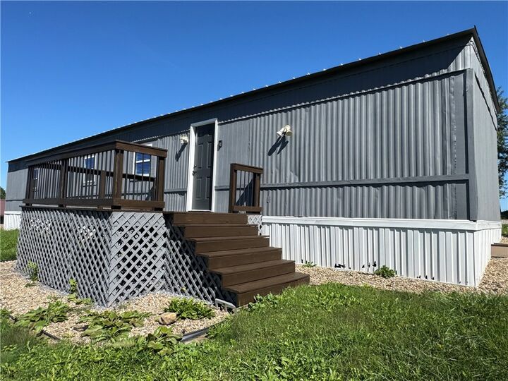 Property Photo:  1858 Shenango Rd  PA 16157 