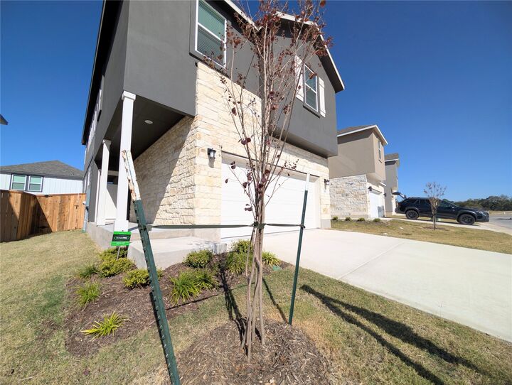 Property Photo:  206 Kislingbury Lane  TX 78640 