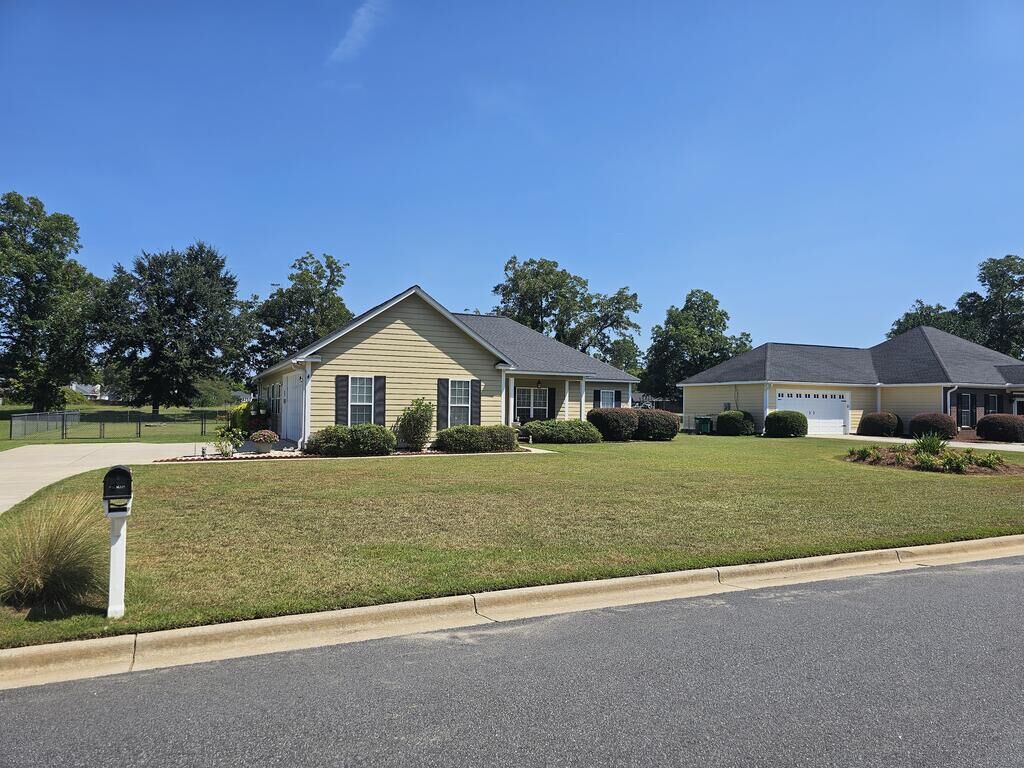 Property Photo:  157 Huntingdon Drive  GA 31763 
