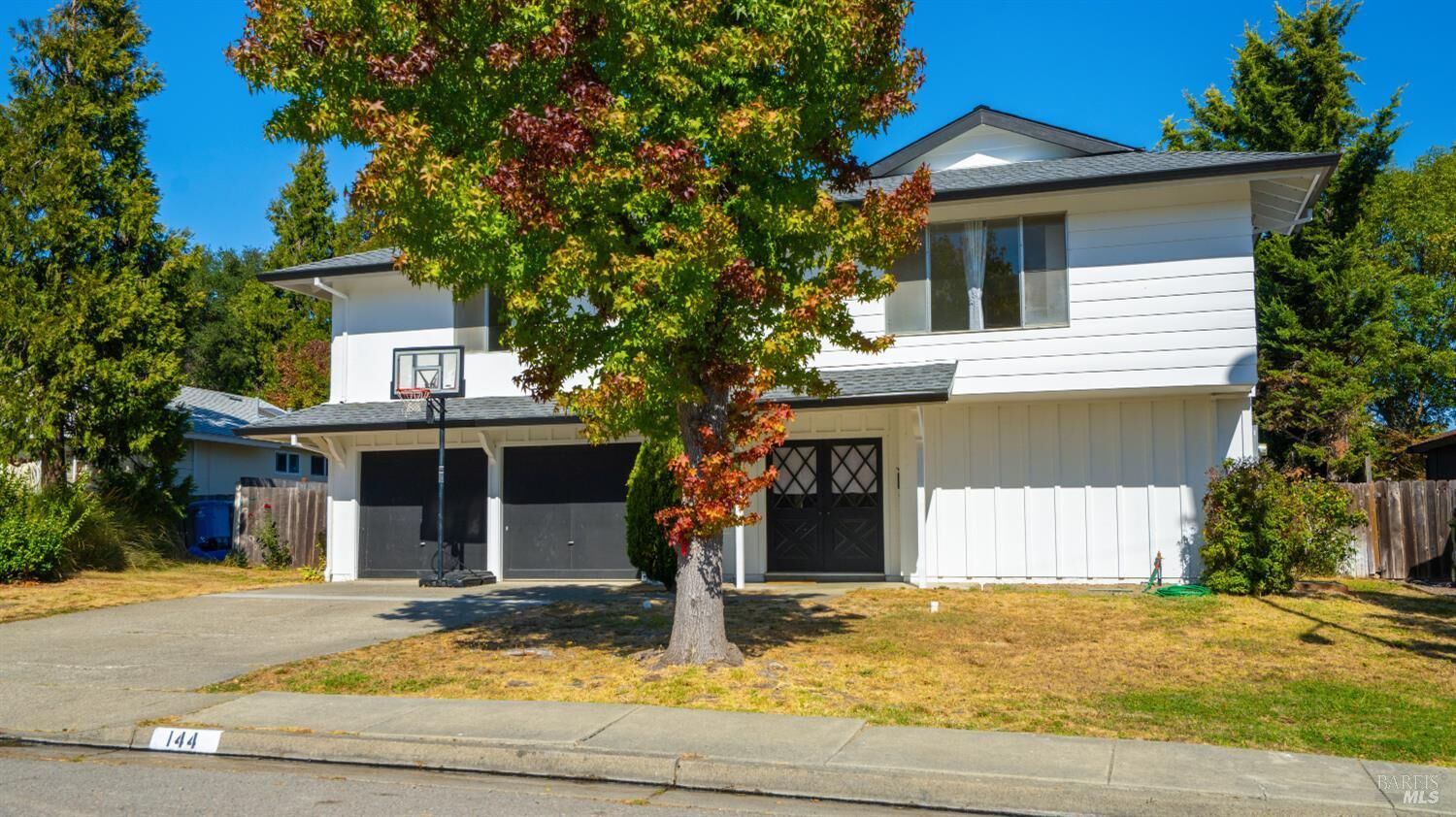Property Photo:  144 San Felipe Way  CA 94945 