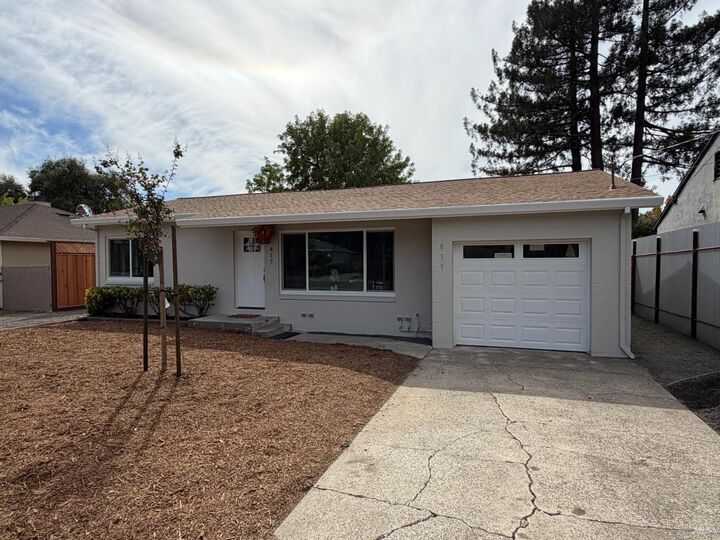 Property Photo:  817 Brigham Avenue  CA 95404 
