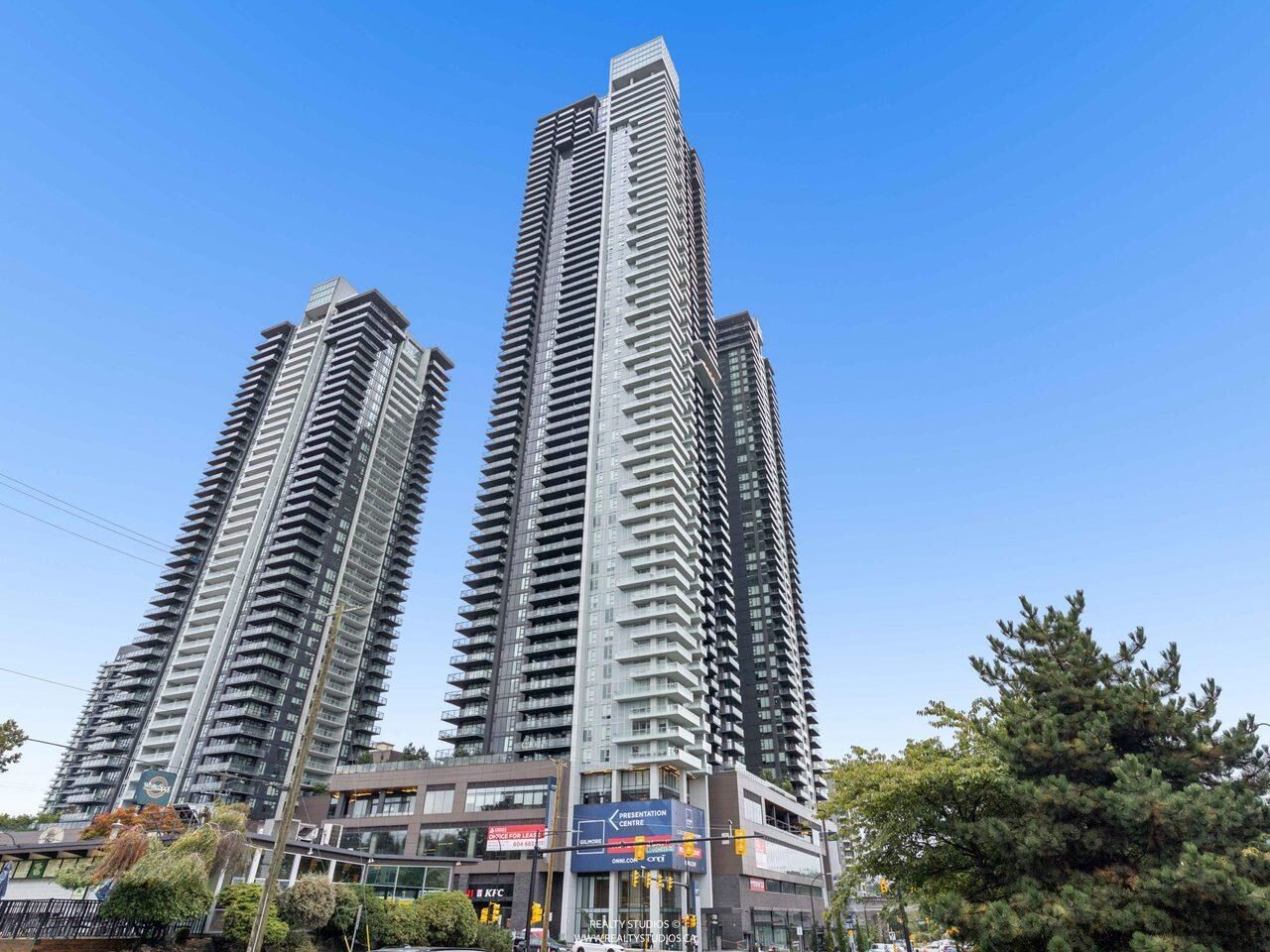 Property Photo:  2108 Gilmore Avenue 4808  BC V5C 0N8 
