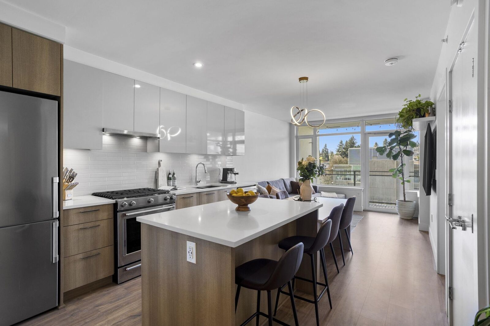 Property Photo:  258 Nelson's Court 803  BC V3L 0J9 