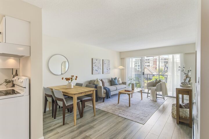 Property Photo:  230 Mowat Street 108  BC V3M 4B2 