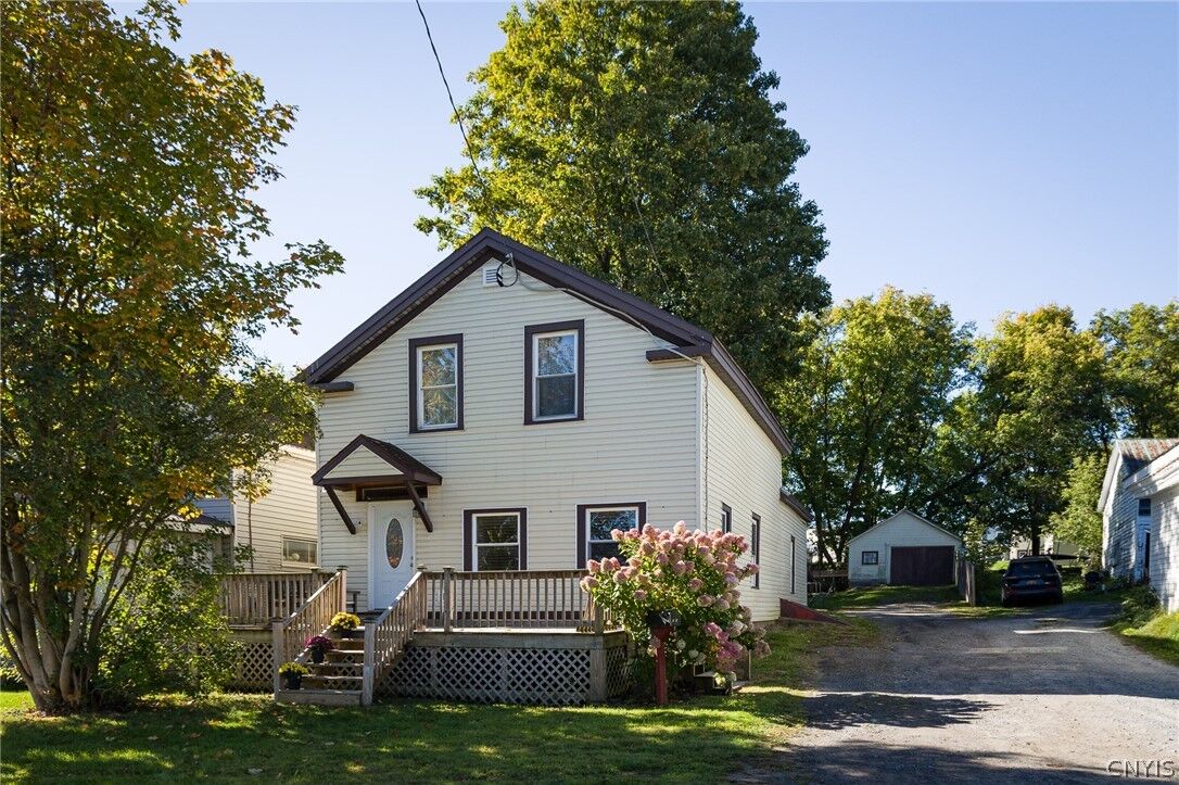 Property Photo:  509 Main Street  NY 13309 