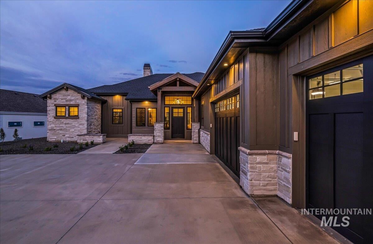 Property Photo:  20373 N Swire Green Way  ID 83714 