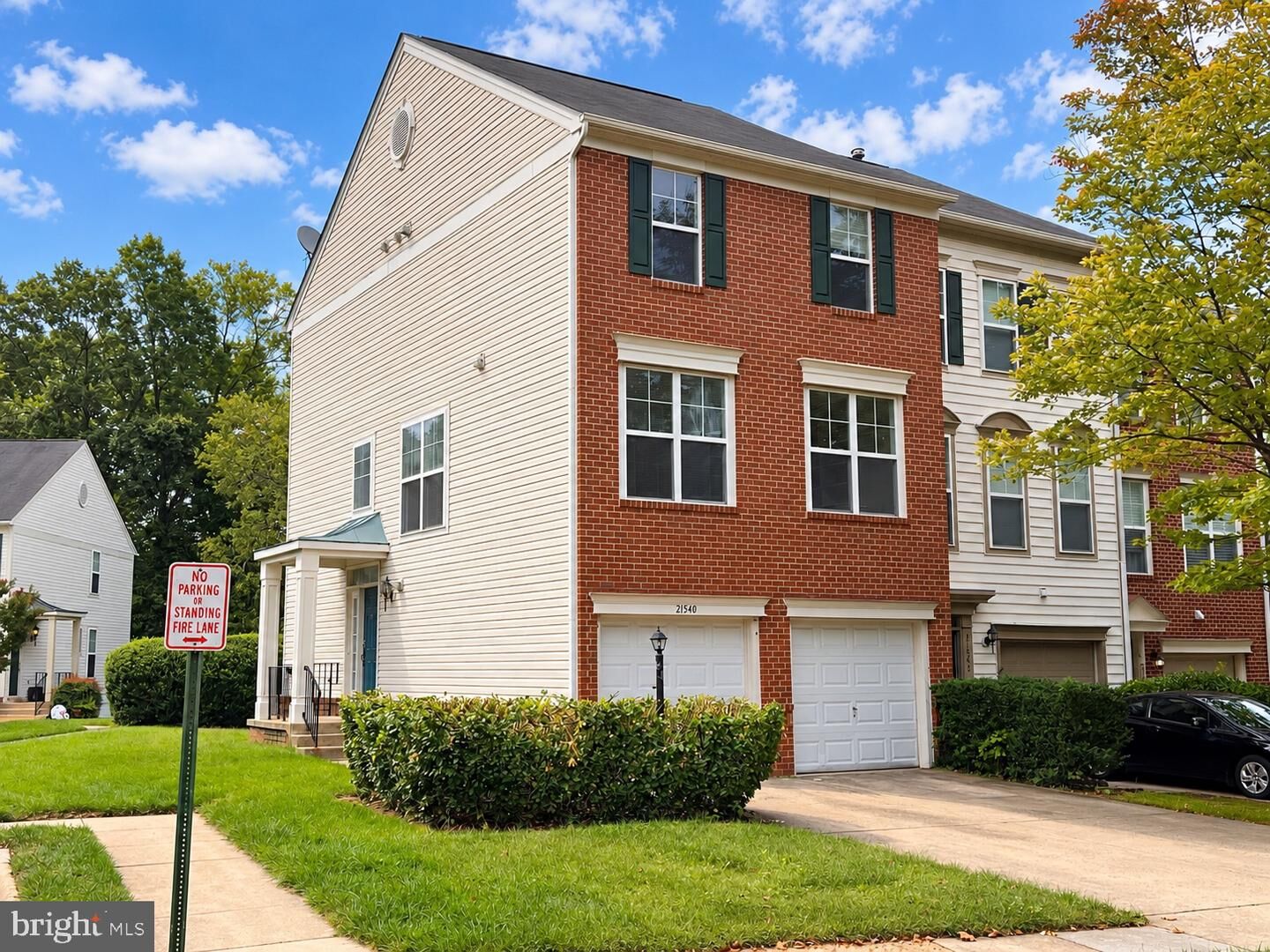 Property Photo: 21540 Harvest Green Terrace VA 20148