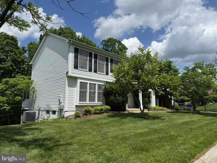 Property Photo:  14516 Settlers Landing Way  MD 20878 