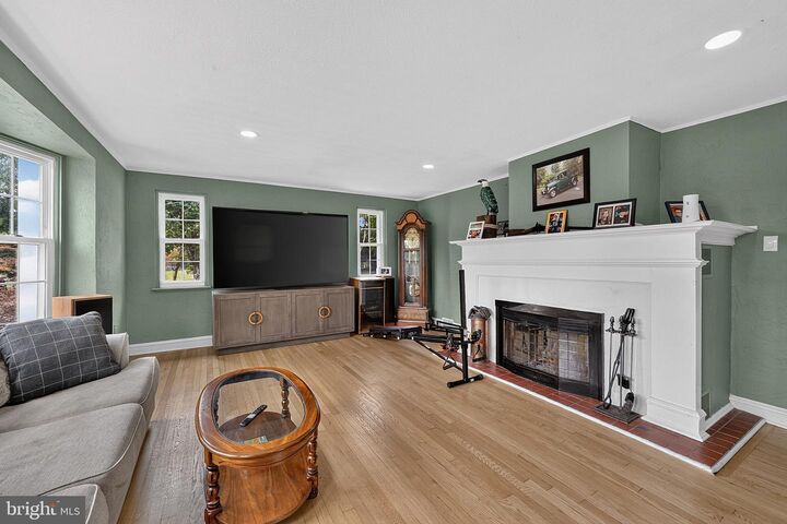 Property Photo:  74 Barberry Lane  PA 18966 