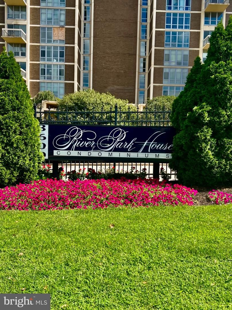 Property Photo:  3600 Conshohocken Avenue 1410  PA 19131 
