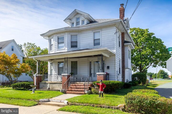 Property Photo: 600 N Delaware Street NJ 08066