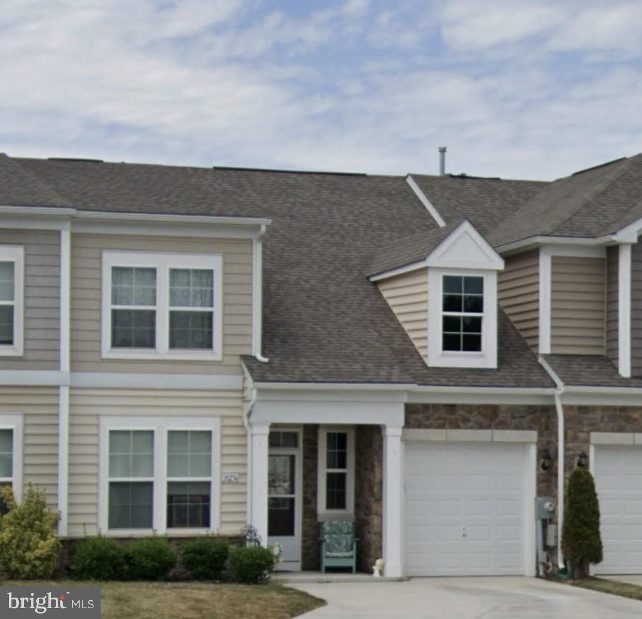 Property Photo: 20236 Huntington Court MD 21742