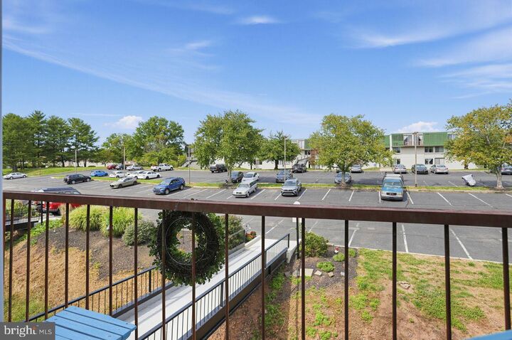 Property Photo: 2534 Forest Lane E-20 PA 19473