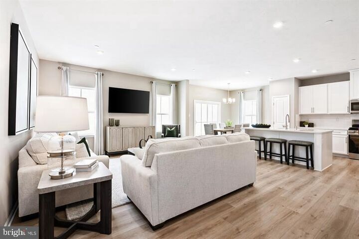 Property Photo: 318 Pisa Court PA 17070