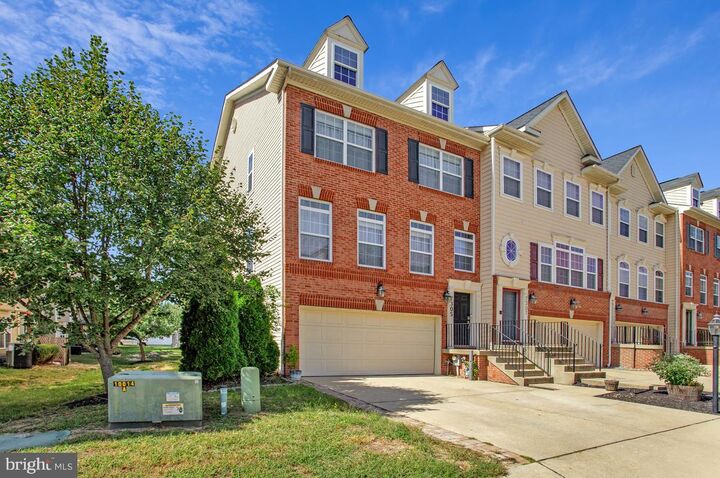 Property Photo:  7305 Mockingbird Circle  MD 21060 