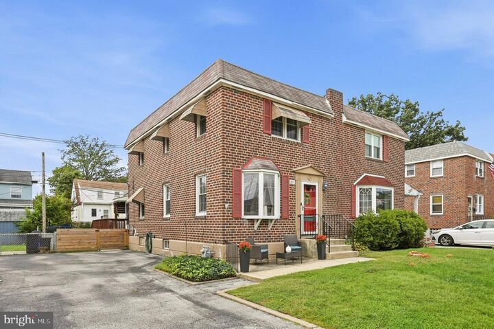 Property Photo:  213 Evergreen Avenue  PA 19033 
