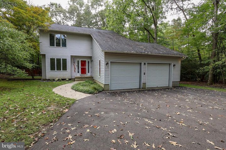 Property Photo: 43261 Cedarwood Court MD 20650