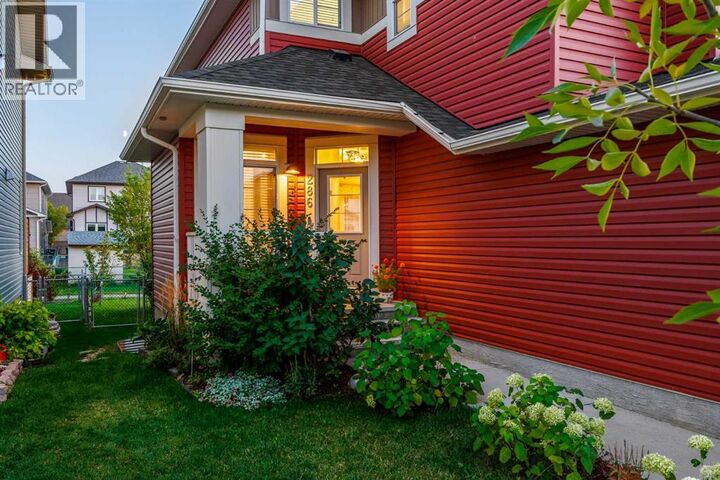 Property Photo:  286 Baywater Way Southwest  AB T4B 3V6 