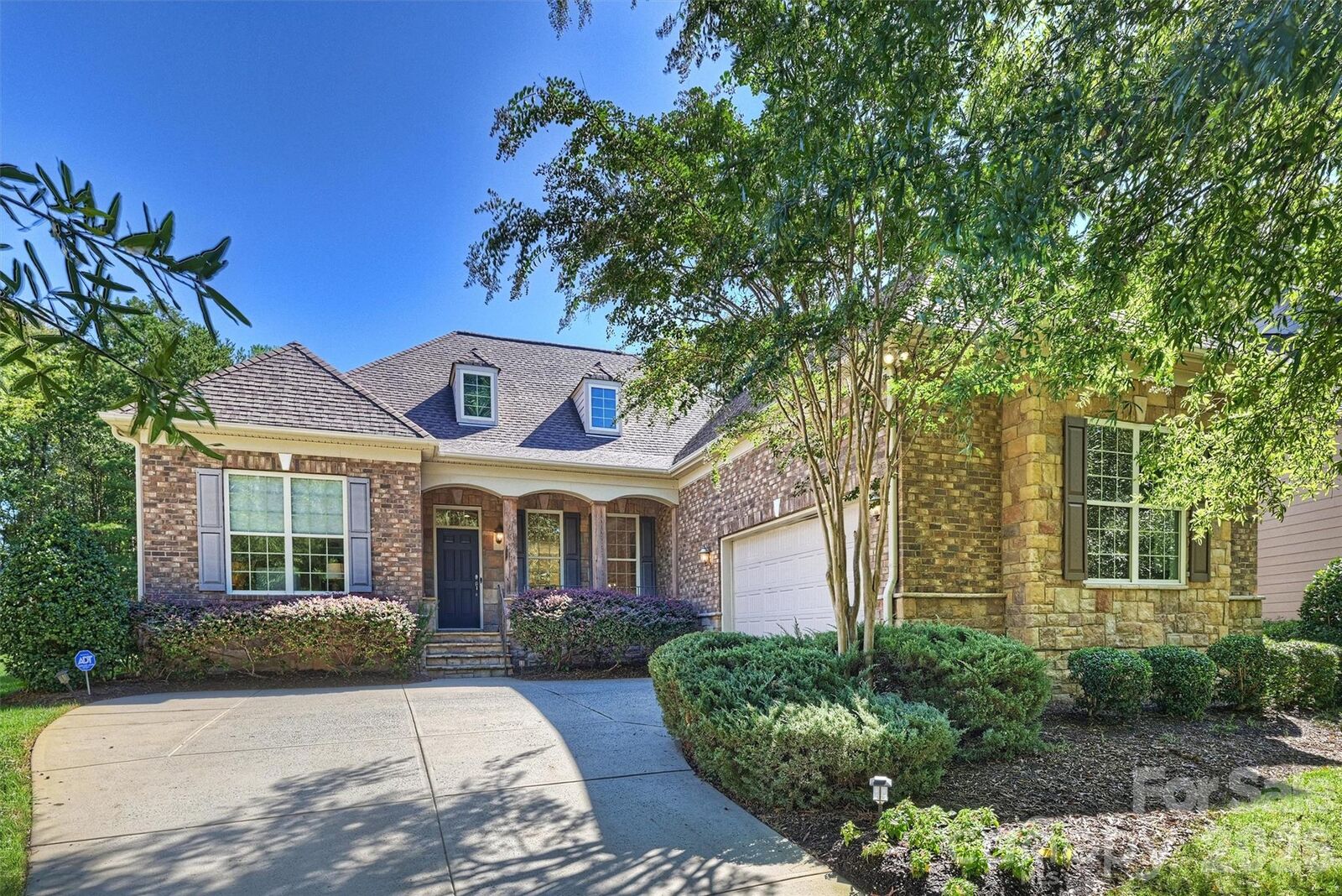 Property Photo:  7325 Edenbridge Lane  NC 28226 