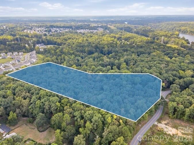Property Photo:  1626 Hart Road  NC 28214 