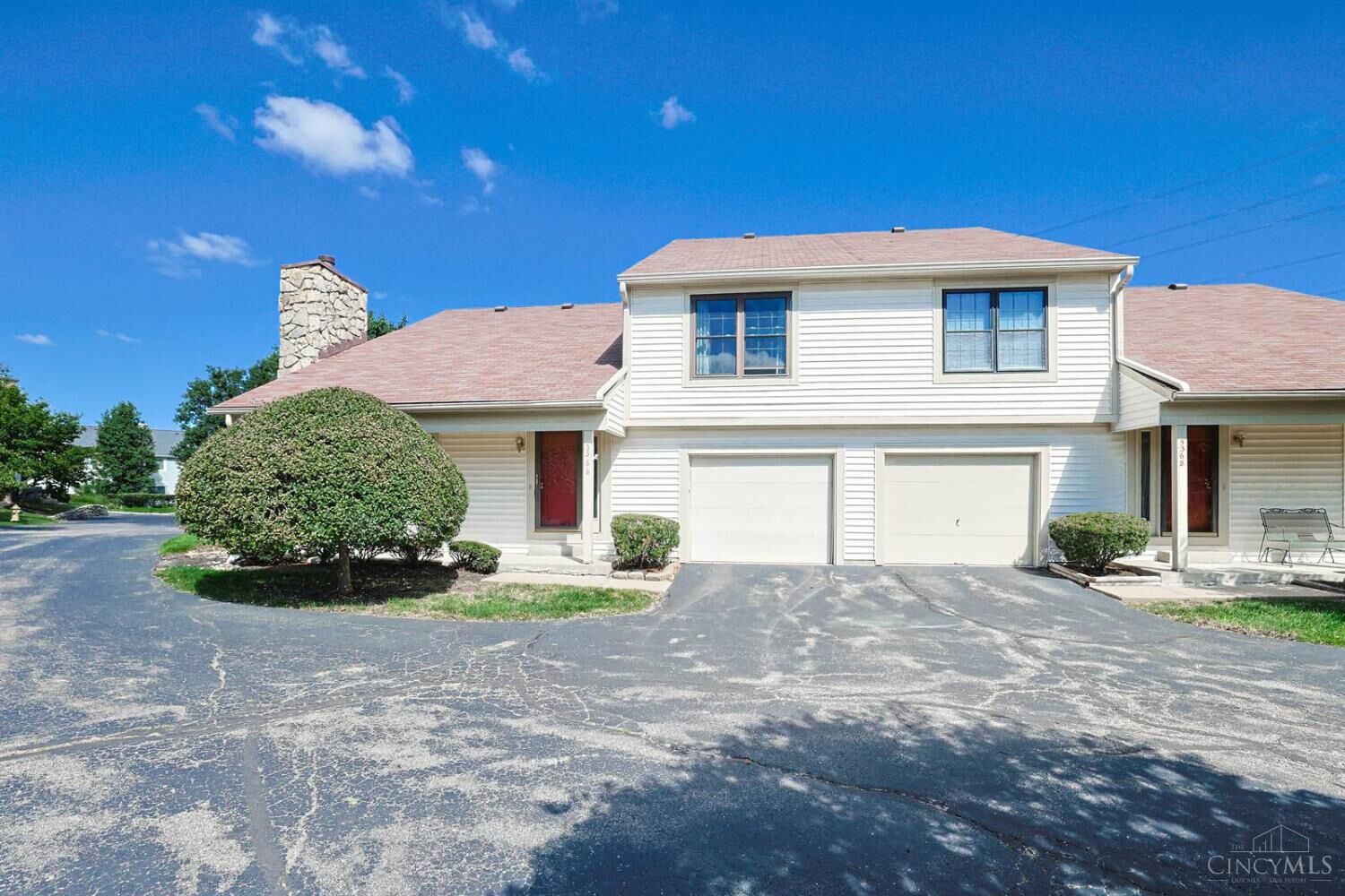 Property Photo:  5366 Dogwood Circle S  OH 45040 