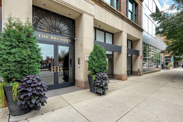 Property Photo:  145 N High Street  OH 43215 