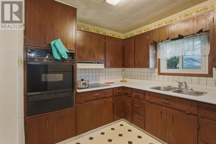 Property Photo:  32 Mississagi Cres  ON P0R 1H0 
